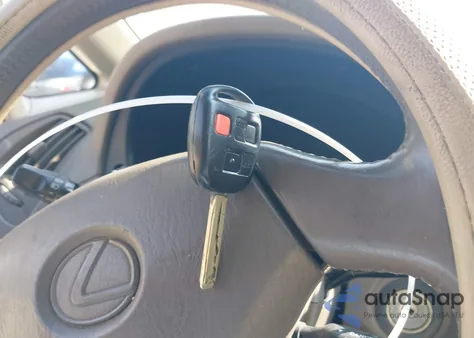 1999 Lexus Rx 300 из США, поврежденный, VIN JT6GF10U8X0015207